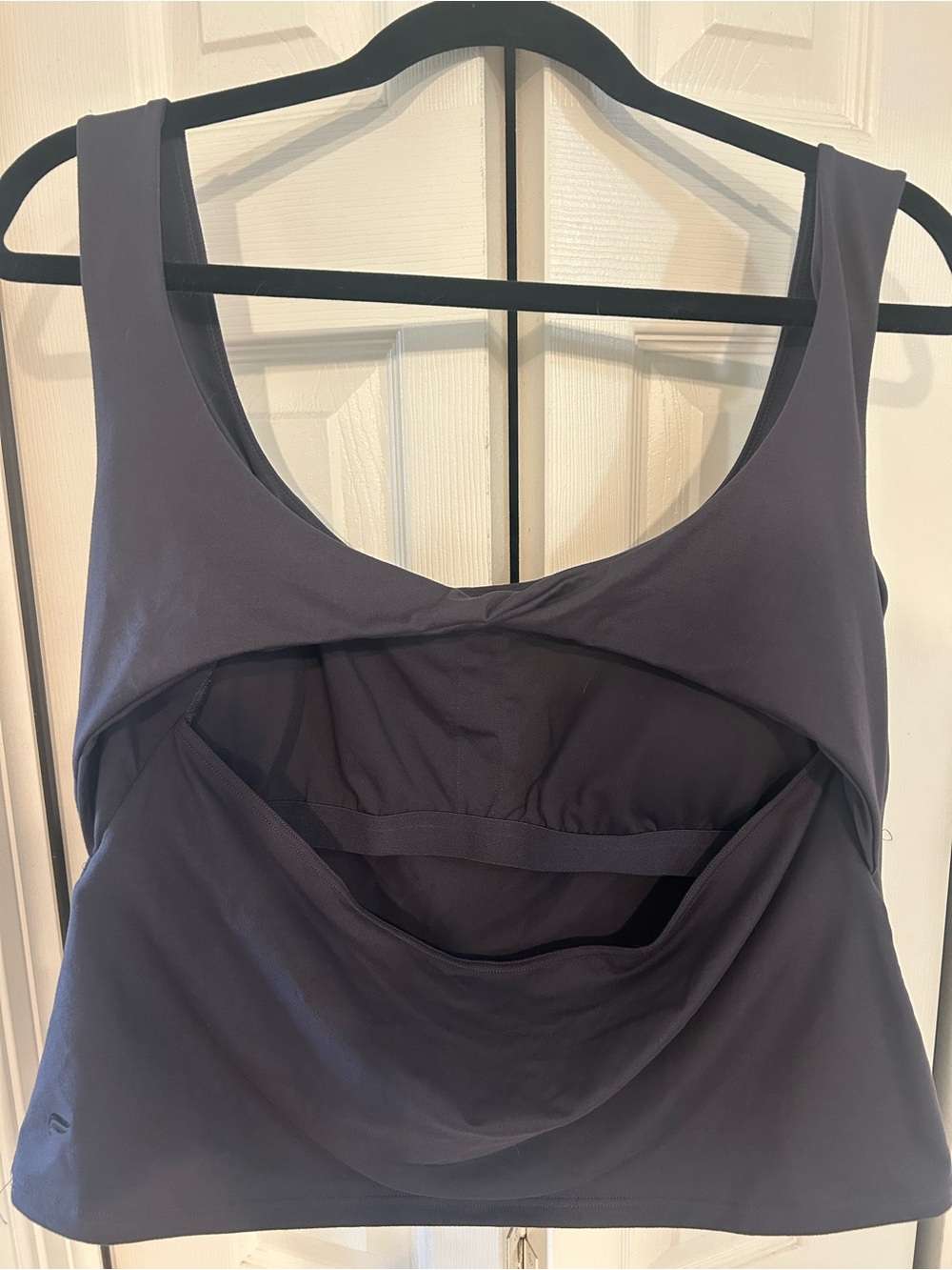 Fabletics twist back tank - Picture 2 of 2
